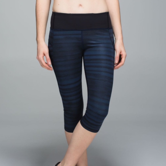 Lululemon Run: Top Speed Crop - Picture 1 of 7